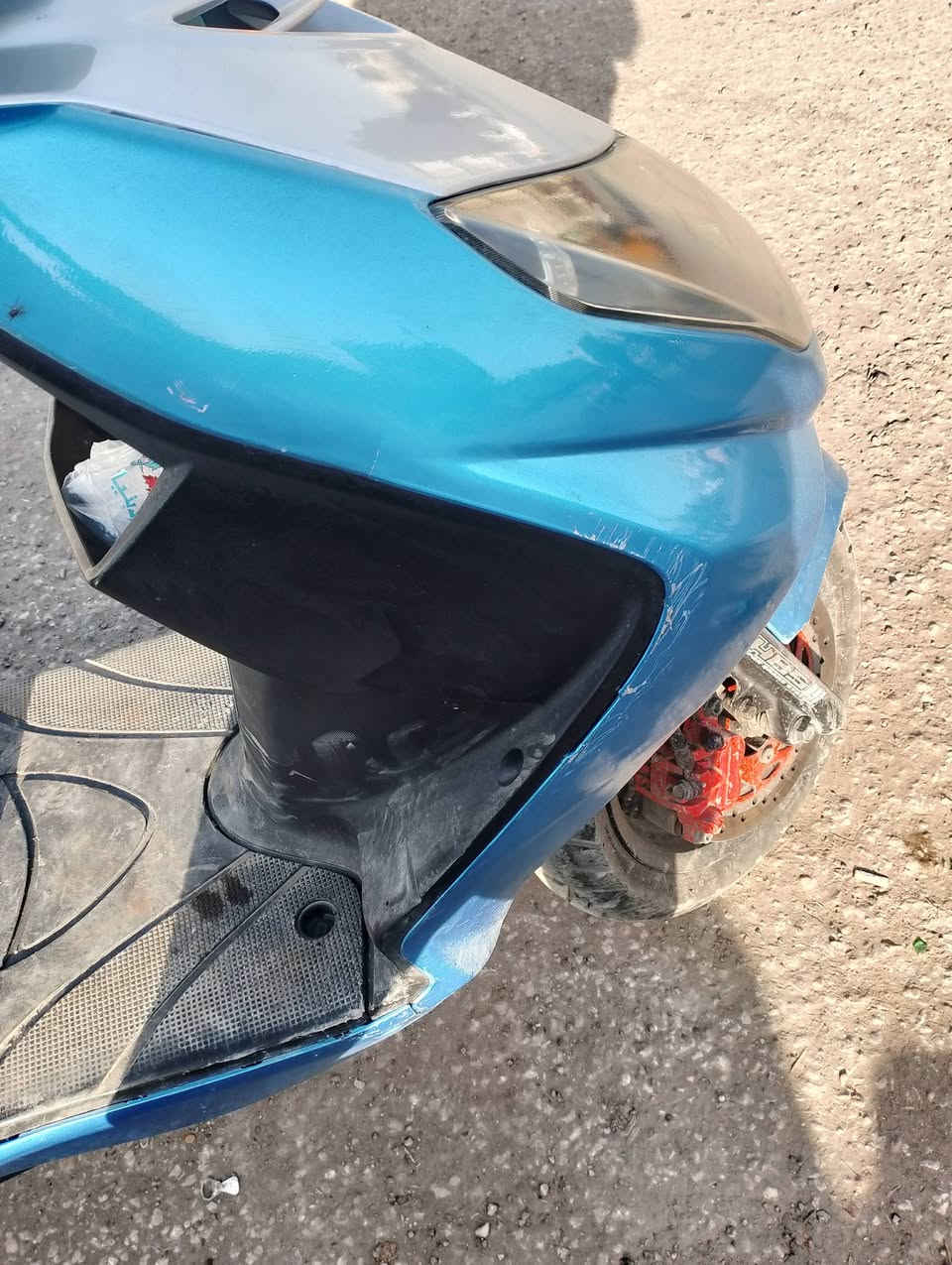 السلام عليكم دراجه سكنس للبيع نضيفه من كشرهة مكينه مفوله شلعه معدل دراجه كلش حلوه أي نقص مابيه كفرات اني صابغهن بحري وسلفر العنوان بغداد شارع الكفاح السعر  750 وبيه مجال قليل أي ستفسار اتصال على الأرقام *********** او ***********
