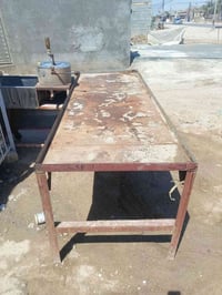 ميز • طول ٢٣٠ • ارتفاع ٨٠