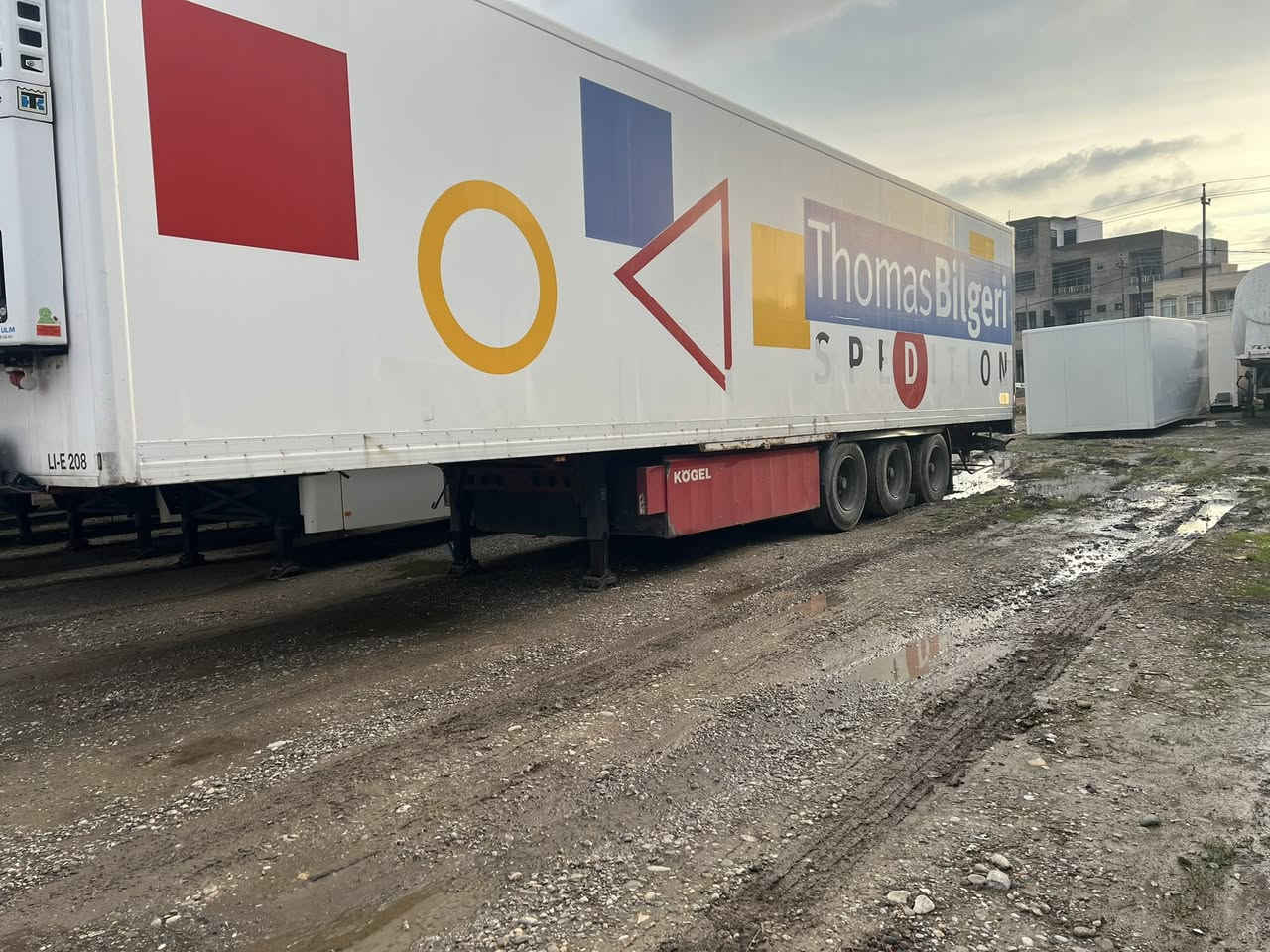 براد بدون جهاز كوجال للبيع 2008 سمك 7 رتفاع 270 دخول جديد منفيس سعر 95 وراقا ومجال ***********
