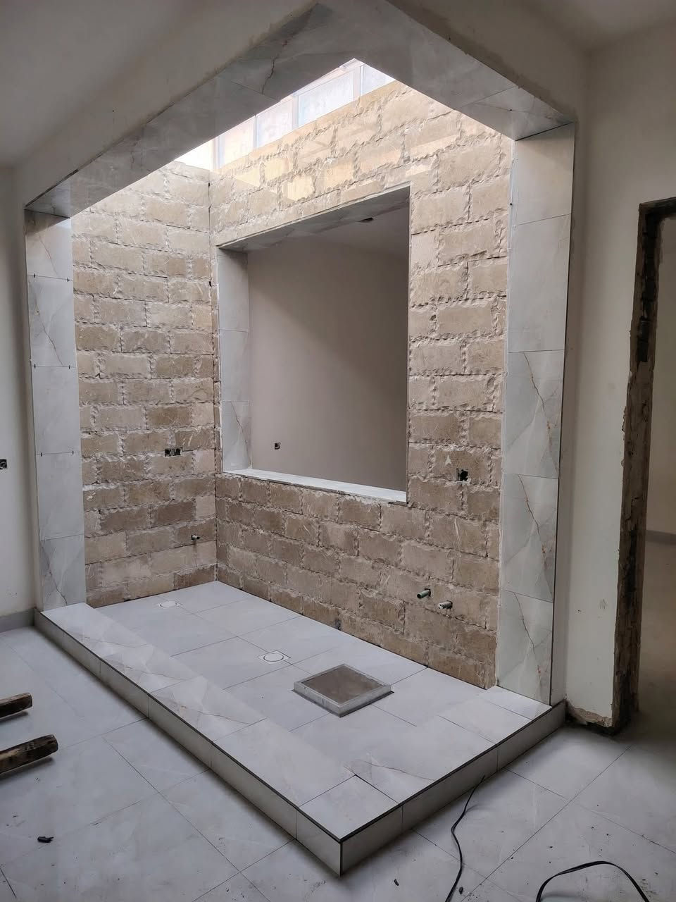 سلام عليكم هذا شغل ارضيات وجداري اب شرط استلام مهندس ا 
***********
بغداد
