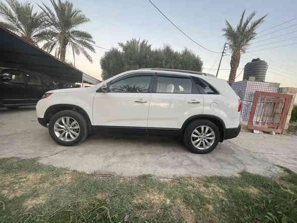 السلام عليكم 
السورنتو موديل 12 خليجي 

السياره جاهزه من كل النواحي 

مكينه كير تبريد تخم تاير صدر حداديه 

خير من الله بيه صبغ شويه من جملاغ فقط 

الباقي كفاله عامه السياره مال بيت 4سلندر 

7راكب 3قطع تبريد داخل صاج حساسات 

مري شفط اشاير بل مري مكان بغداد 

السعر 147وبيه مجال حك الجيه 

كورك متوفر وتساب 

***********

***********
