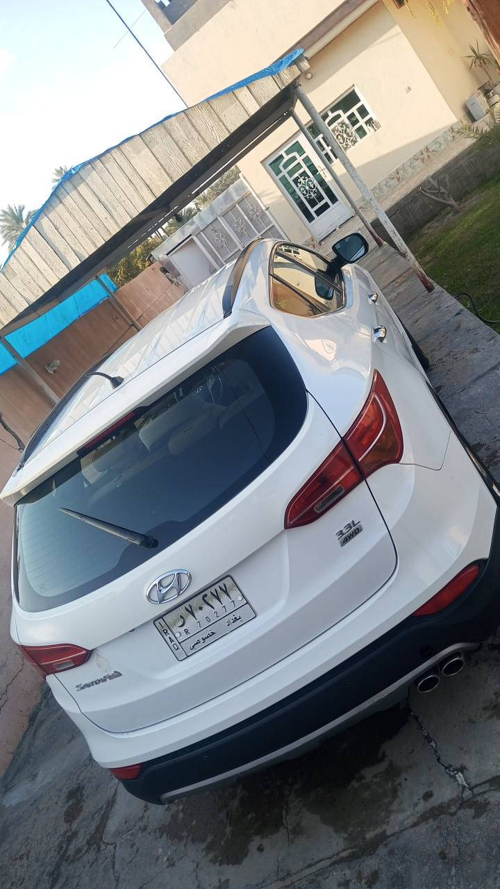 السلام عليكم للبيع سنتافي موديل 2014 وارد خليجي مكفوله كفاله عامه ماعده بارد بسيط موضح بسونار بصوره رقم بغداد الماني سنويه مجدده لحد 2027 

مواصفات السياره 
------------------- 
1- حساسات اماميه وخلفيه 
2- اشاير بلمري 
3- لد امامي+ كشافات زنون 
4- يدات نيكل خارجيه+ شباك نيكل 
5- تحكم ستيرن جهتين 
6- شاشه كبيره 
7- كامره خلفيه 
8- سبعه راكب 
9- داخل بيجي مخمل 
10- حجم المحرك 3300 سته سلندر 
11- تبريد ثلاث قطع 
12- دوس داخليه ستيل 
13- سياره جاهزه من كلشي كامله مكمله تخم تايرات جدد شادهن+ باتري جديد+ حداديه جديده+ تبريد ثلج + مكينه وكير خير من الله مكفولات سياره جديده وبلعافيه علتكون من نصيبه 

14- للاستفسار *********** 
السعر المطلوب 173 وبيه مجال للطيبين مكاني بابل حله الشراي يتصل عالرقم ويشلع عيوني الخاص مغلق كولشي موضح امامكم بصور تحياتي حلة, بابل
