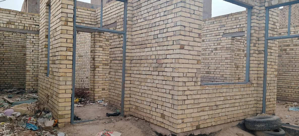 هيكل بيت للبيع 200متر 

شارع المطار الجديد مقابيل المطار 

فرع محطه العابدي لغسل السيارات 
غرفتين 
صاله 
مطبخ
هول مفتوح على الاستقبال 
وتخاريج

السعر مناسب جداً


**إذا كنت صاحب هذا الإعلان وتريد حذفه لأي سبب، رجاءا أرسل رسالة إلى الدعم الفني**