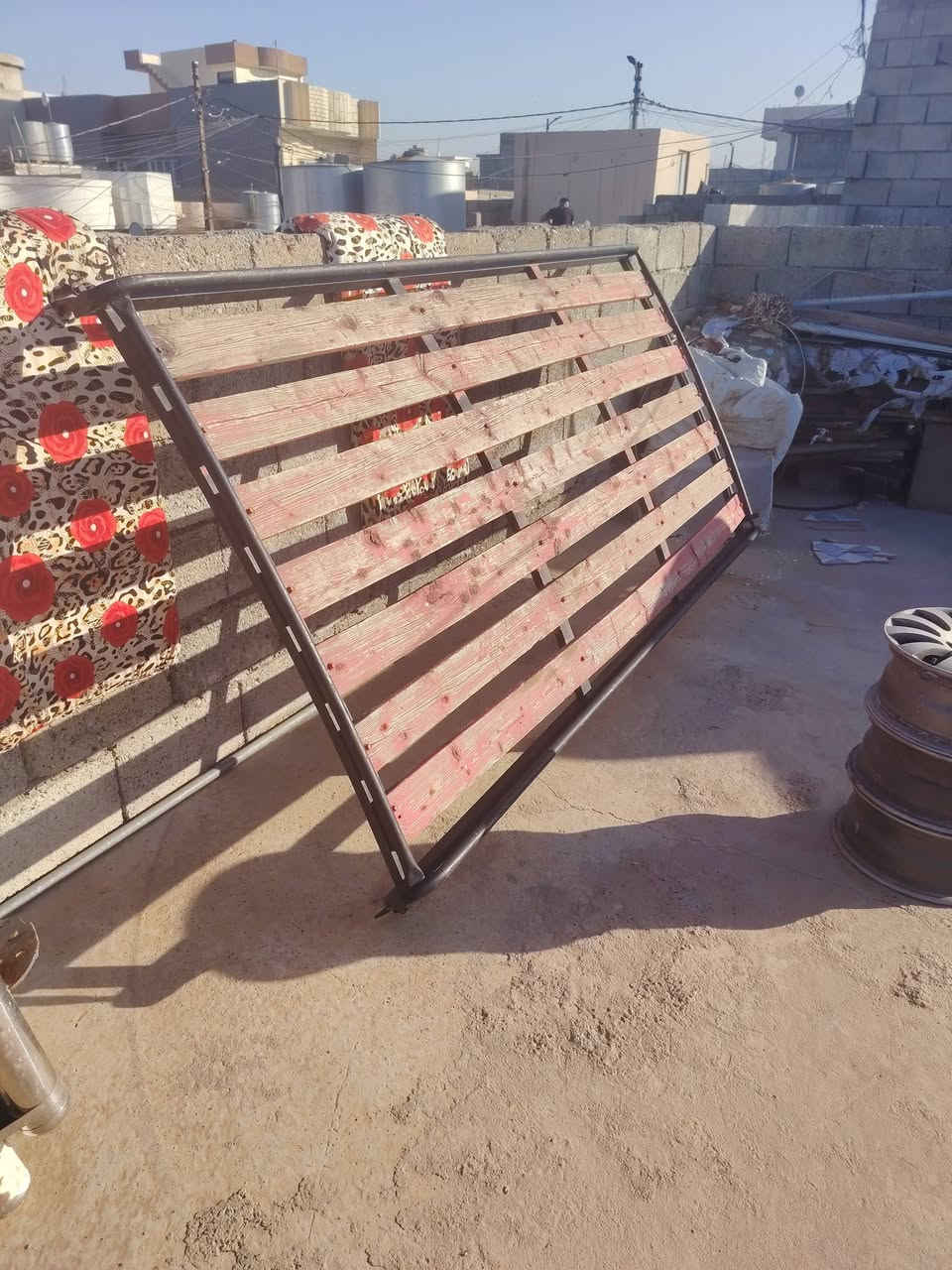 سيبايه نجفيه جديده وخشبه جديد كدام العين وثلاث تكات ويل كب دعاميه استيل جديده لبيع الاستفسار على رقمي ***********
