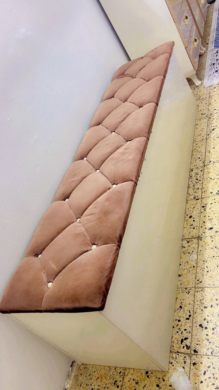 السلام عليكم لبيع غرفه تركيه بسعر جدا مناسب ٤٠٠
لونهه بيجي وابيض 
نظام الكنتور سلايت 
تصميم تركي


**إذا كنت صاحب هذا الإعلان وتريد حذفه لأي سبب، رجاءا أرسل رسالة إلى الدعم الفني**