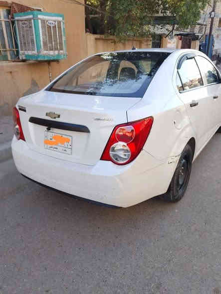 سلام عليكم شوفر سونك مديل ١٤ السياره مكفوله كير محرك وارد خليجي بيهه طخات بسيطه شوفت عينكم سعرهه ٦٥ أو بيهه مجال مكاني بغداد  ***********
