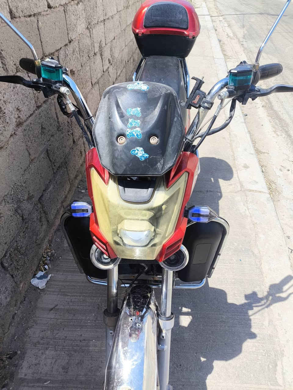 هارلي لبيع موديل 23
بطاريات يقرن عشره 
نضام سويج +بصمه تشغيل عن بعد
بصمتين وسويجين 
ماطور نظيف
كهربائيات كلها شغاله 
أي نقص مابيه نضافه فول 
واين متريد افحص 
دبل اشاره/نضام ار رجوع للخلف 
4سرع+مثبت سرعه
دبل اشاره /يمين يسار 
سعر 400 بيه مجال 
***********
+9647827587898
