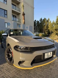 جارجر مديل 2023 بلاص ( خـليـجـي ) فول فول مواصفات  لون  سمنتي   مميز  ...