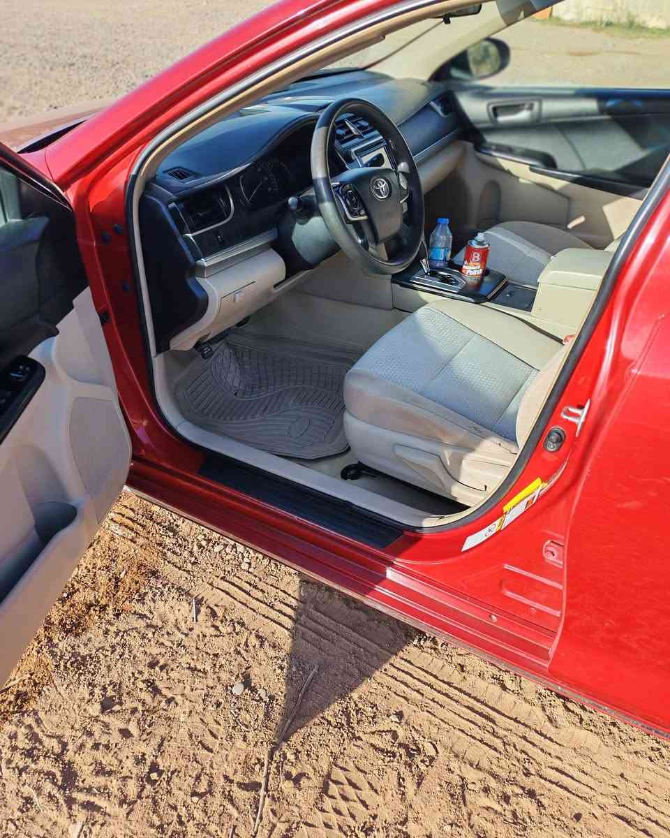 كامري موديل 2012 كلين بدون صبق سياره جديده السعر 135 وبيها مجال شي قليل المكان صلاح الدين الشرقاط هاتف ***********
