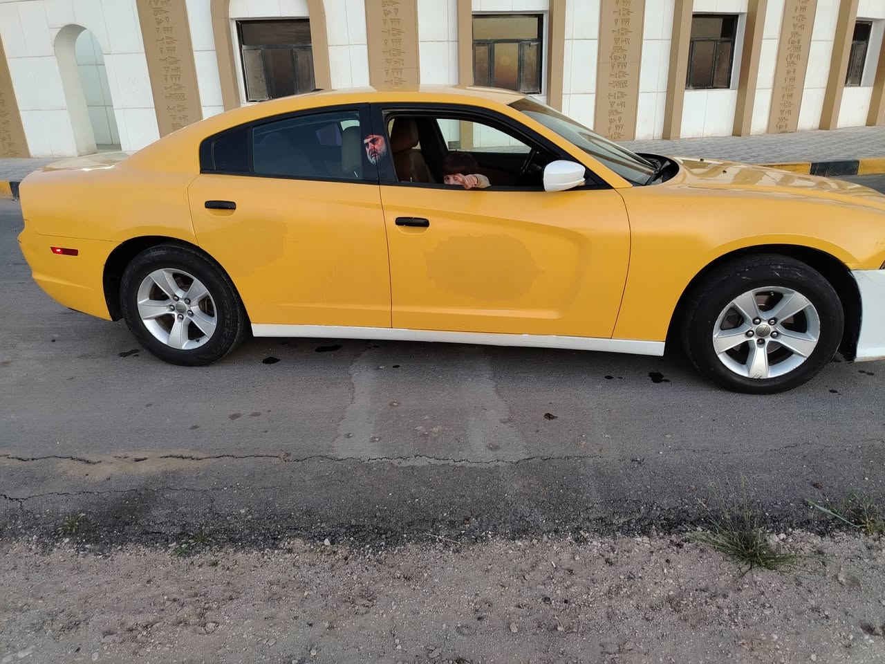 السلام عليكم  للبيع او مراوي حسب القناعه
چارچر2014
گصه قماره فقط 
ادوات ادوات 
گير مكينه حداده كفاله
تدفئه ابريد خير من الله
رقم وسنويه صباح الدين احمر صدامي 
منضومه زنون
تحكم ستيرن
سياره جاهزه مجهزه 
سعره 50وبيه مجال 
الموشراي لايعلق تعليق ماله داعي
شراي يتصل ويدلل
مكان السياره ناصريه مركز
***********
