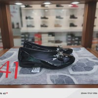 احذية نسائية • تصفية مخازن • كمية محدودة