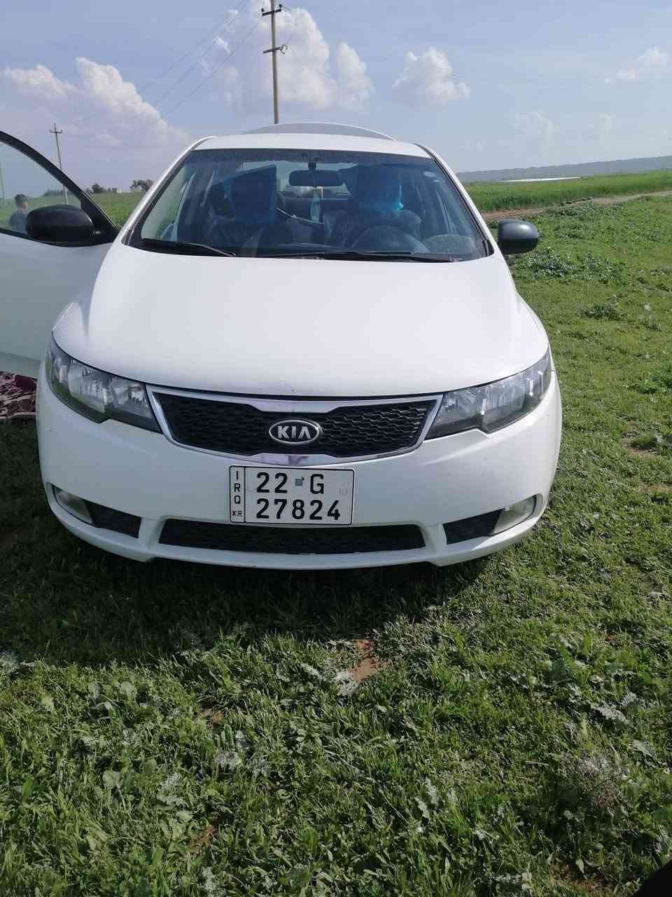 السلام عليكم
للبيع كيا سيراتو موديل 2012 اربيل دولي سنوي بسمي لحد ٢٠٢٧ مكفوله كفاله عامه مكينه 16  حساسات خلفيه 6نمر 
تبريد ثلج تدفئة سونار موجود مع الصور
مكان كركوك التون كوبري 
سعر١١٥ الاتصال 
***********
