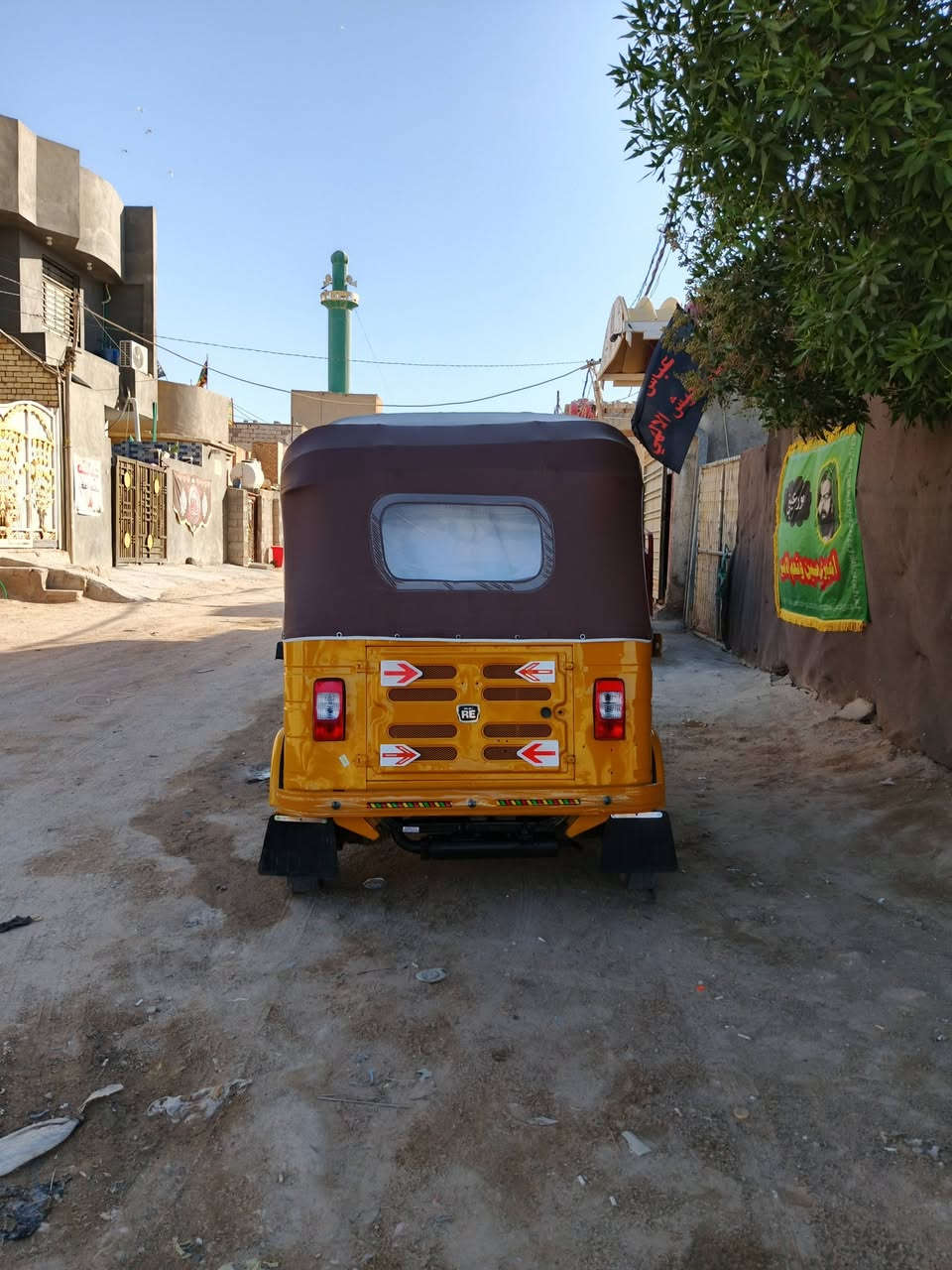 من رخصة الادمن
السلام عليكم.تكتك 18 شهر11داخلة ب19 
رقم و سنوية بسمي امداور ثاني يوم  كهربائيات كلهه جديد تخم تاير جديد جادر جديد  كماليتة كلهة جديدة التكتك حلوة ونضيفة محرك 
 بعده  عسحك 
مصبوغة صبغ عام لجمالية 
السعر5100
 بيهه مجال شي قليل 
مكان كربلاء المقدسه  الامن الداخلي يم افران اللولوى  
الاتصال بالرقم***********
