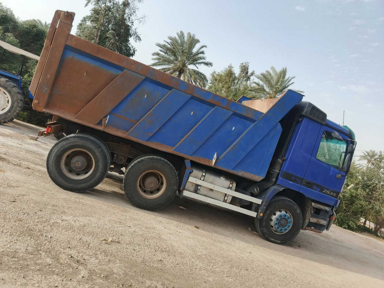 اكتروز شمعه للبيع راس اتريله موديل 2001 مكينه 41 مجموعه جيف شاصي مكفول رقم صلاح الدين السياره مكفوله كفاله عامه رقم الهاتف ***********
