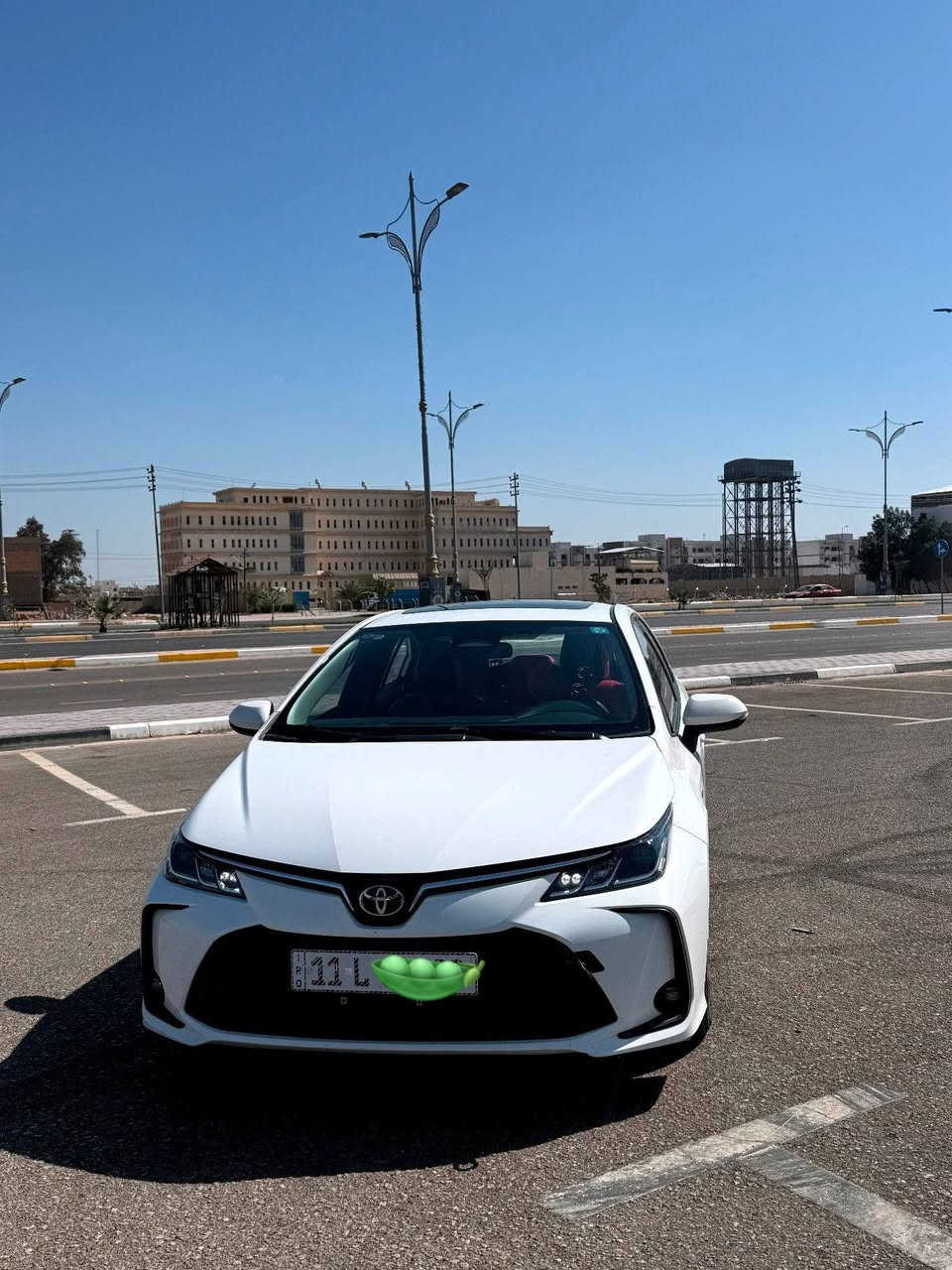 السلام عليكم
للبيع كورلا هايبرد خليجي 2025 فول مواصفات 
السياره ماشيه 7000 فقط  كامله مابيها أي نقص رقم بغداد تحويل مباشر  فول مواصفات 
فتحه 
بصمه 
كشن كهرباء+ داخل أحمر 
وبقية مواصفات المعروفه
السياره مكفوله كفاله عامه من كلشي حالها حال الزيرو 
والسياره مغلفه PPF حمايه أصلي 
السعر 165وبيها مجال جدا بسيط 
مكان السياره كربلاء الاستفسار اتصال على الرقم ***********
