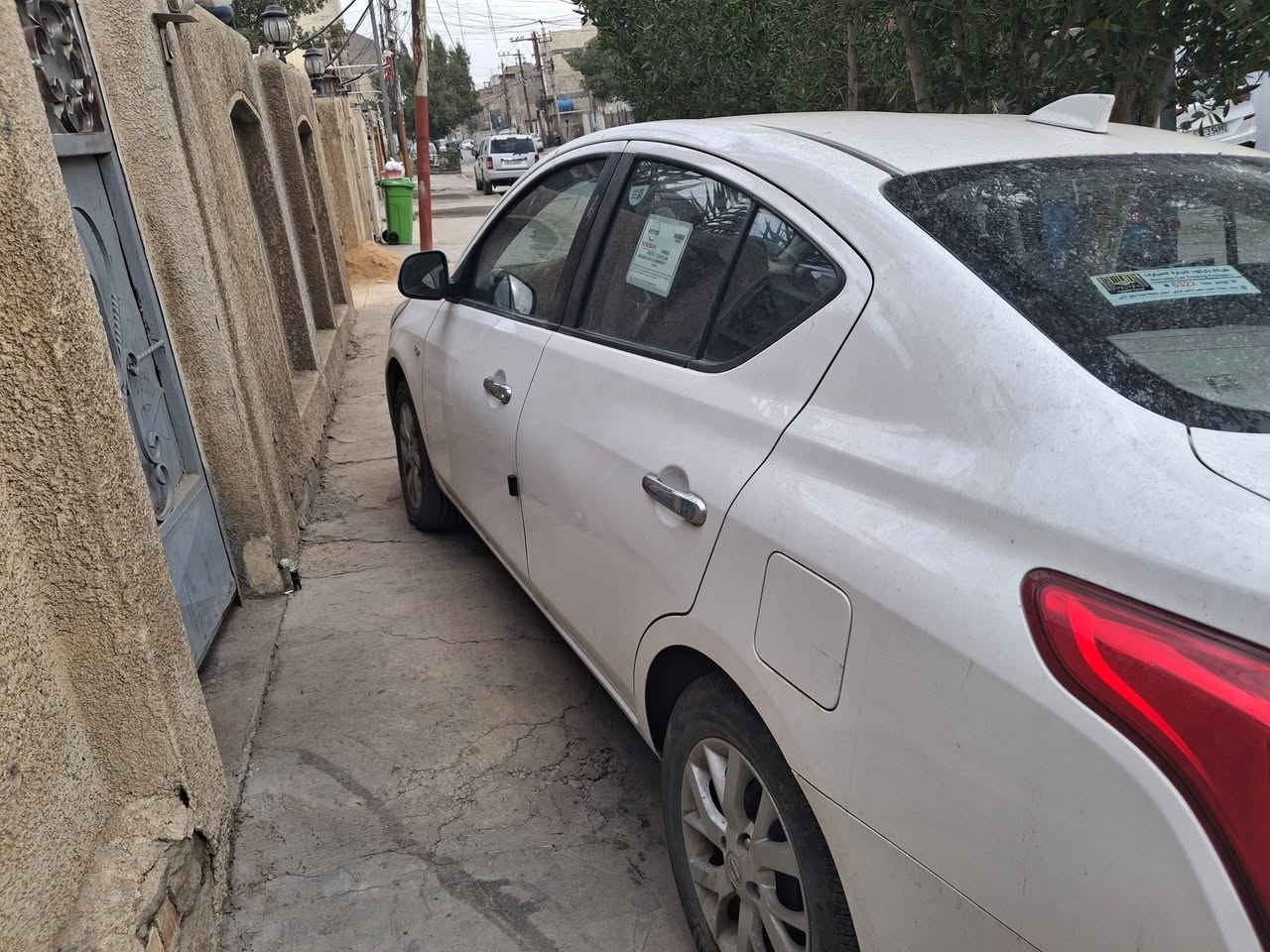 السلام عليكم نيسان سني موديل ٢٤ هندي بليته زركه استيراد شركه باركود جام اربعه كهرباء تبريد قطعتين ويل كب بيهة منضومه غاز كل عشره ايام تفويلتهه ب٥ الالف ماشية اقل ١٢ الف بيهه طخة بالحاملخ الامامي ومبدل شركه والجاملغ موجود يرجع يتعدل مكاني بغداد الجديده السعر ١٣٣ رقم الهاتف ***********
