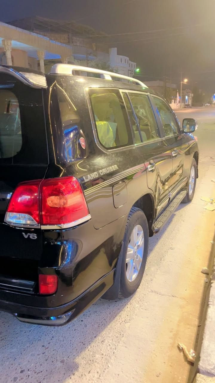 لاندكروز موديل 2013
فول مواصفات 
سته سلندر 
وارد خليجي بدون ضربه 
السياره جديده 
السعر 375 وبيها مجال
العنوان البصرة الجبيلة 

+964 771 498 6431


**إذا كنت صاحب هذا الإعلان وتريد حذفه لأي سبب، رجاءا أرسل رسالة إلى الدعم الفني**