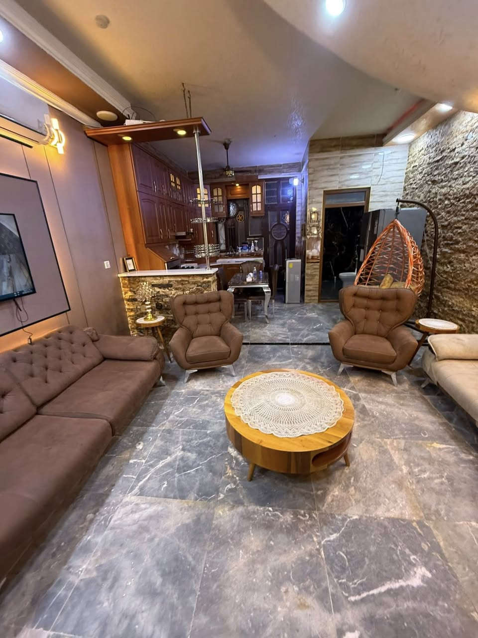🏡 بيت للإيجار – المنصور / حي المتنبي

بيت مؤثث بالكامل للإيجار في منطقة المنصور – حي المتنبي، موقع هادئ ومميز.

✅ مؤثث جاهز للسكن
✅ كهرباء خصوصي 20 ساعة
✅ كاميرات مراقبة
✅ مناسب للعوائل
✅ خدمات متوفرة وقريب من الأسواق

💰 الإيجار: 15 ورقة شهرياً

للاستفسار والمشاهدة يرجى التواصل على الخاص. 📞
***********
لاستفسار على رقم تالي
