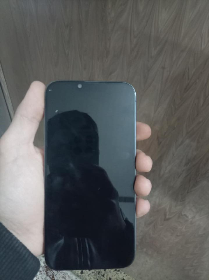 السلام عليكم 
أيفون 13 برو ماكس
بطاريه 86 
فقط مبدل شاشه 3خيارات 
السعر 525 وبي مجال
للاتصال ***********
