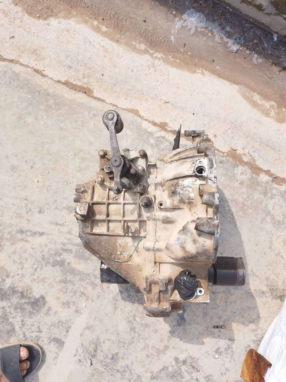 سلام عليكم كير سي كي موديل 13بيع مستعجل ومناسب الموصل جانب اليسر ***********
