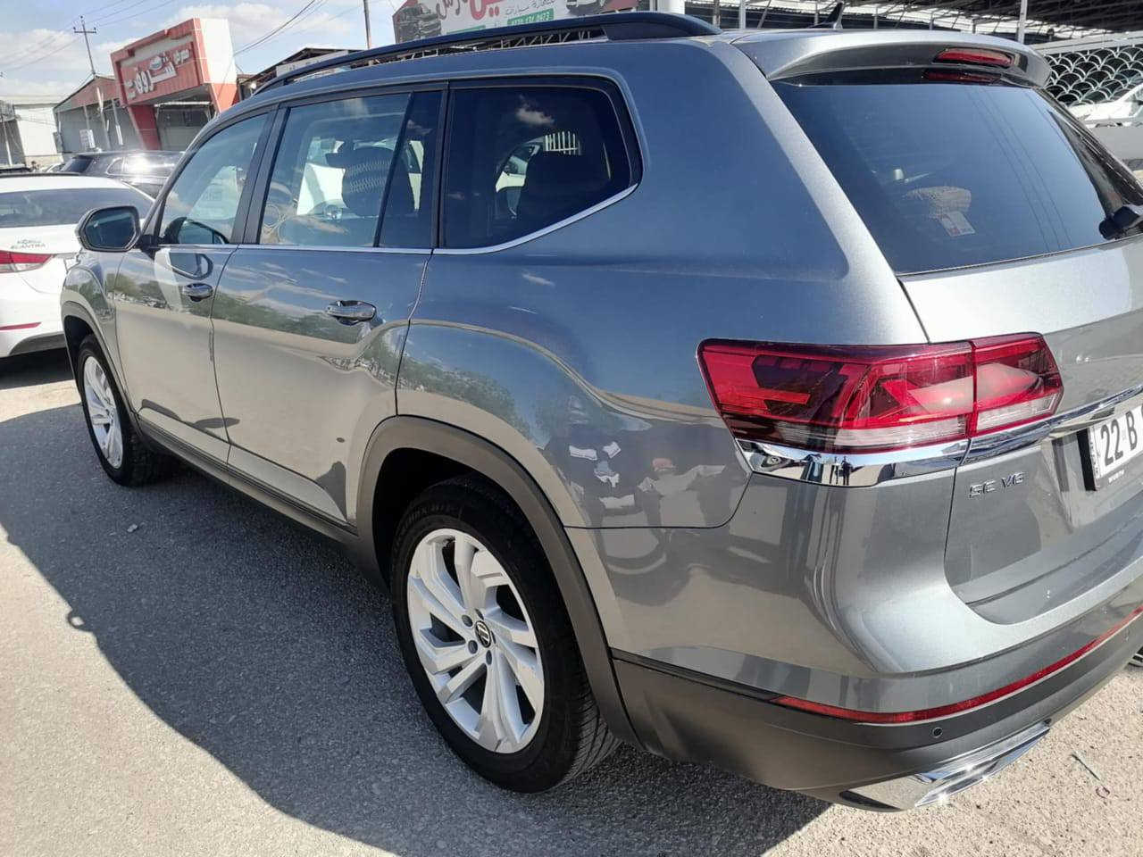 السلام  عليكم ورحمة الله وبركاته
‏‎‏‎       ——— لـلـبـيع  ———

فولكس واگن اطلس — Volkswagen Atlas

‏‎‏‎وراد أمريكي

‏‎‏‎الموديل           —2021

فئة.                

حجم المكينه   — 3600/ V6

‏‎‏‎اللون               — نفطي   

‏‎‏‎المسافه المقطوعه — 60 الف

‏‎‏‎حاله السياره. — خشم الچاملغ وخشم البنيد بارد بدون صبغ 

‏‎‏‎المواصفات 

‏‎‏‎- بصمة تشغيل 

‏‎‏‎- بصمة أبواب 

‏‎‏‎-تشغيل عن بعد 

‏‎‏‎-ترحيب عند الاقتراب 

‏‎‏‎-كشنات جلد 

‏‎‏‎- رادار جانبي 

- شاشه ديجتال 

-اشاره بالمرايه 

-حساس امامي خلفي 

-شحن وايرلس

-بردات خلفيه 

‏‎‏‎-رادار امامي 

‏‎- رادار خلفي 

‏‎‏‎- شاشه كبيره تدعم نظام الأبل كار باي ونظام الاندرويد 

‏‎-تدفئة ستيرن

-فتحت سقف دبل  

‏‎-اوتو ستوب 

‏‎-هندبريك بصمه 

‏‎‏‎-كشنات تدفئه

‏‎‏‎- تبريد مركزي

‏‎-صندوق كهربائي

‏‎‏‎-تحكم ستيرن جهتين 

‏‎‏‎-تحديد سرعه 

‏‎‏‎-مانع انزلاق 

‏‎‏‎-ليد نهاري

‏‎‏‎-كامره خلفيه دواره 

‏‎‏‎باقي المواصفات معروفه

‏‎‏‎رقم السياره  اربيل 22

سنويه تنتهي 2028

السياره بأسمي تحويل ثاني يوم 

رقم المبايل ***********
السعر المطلوب  265
