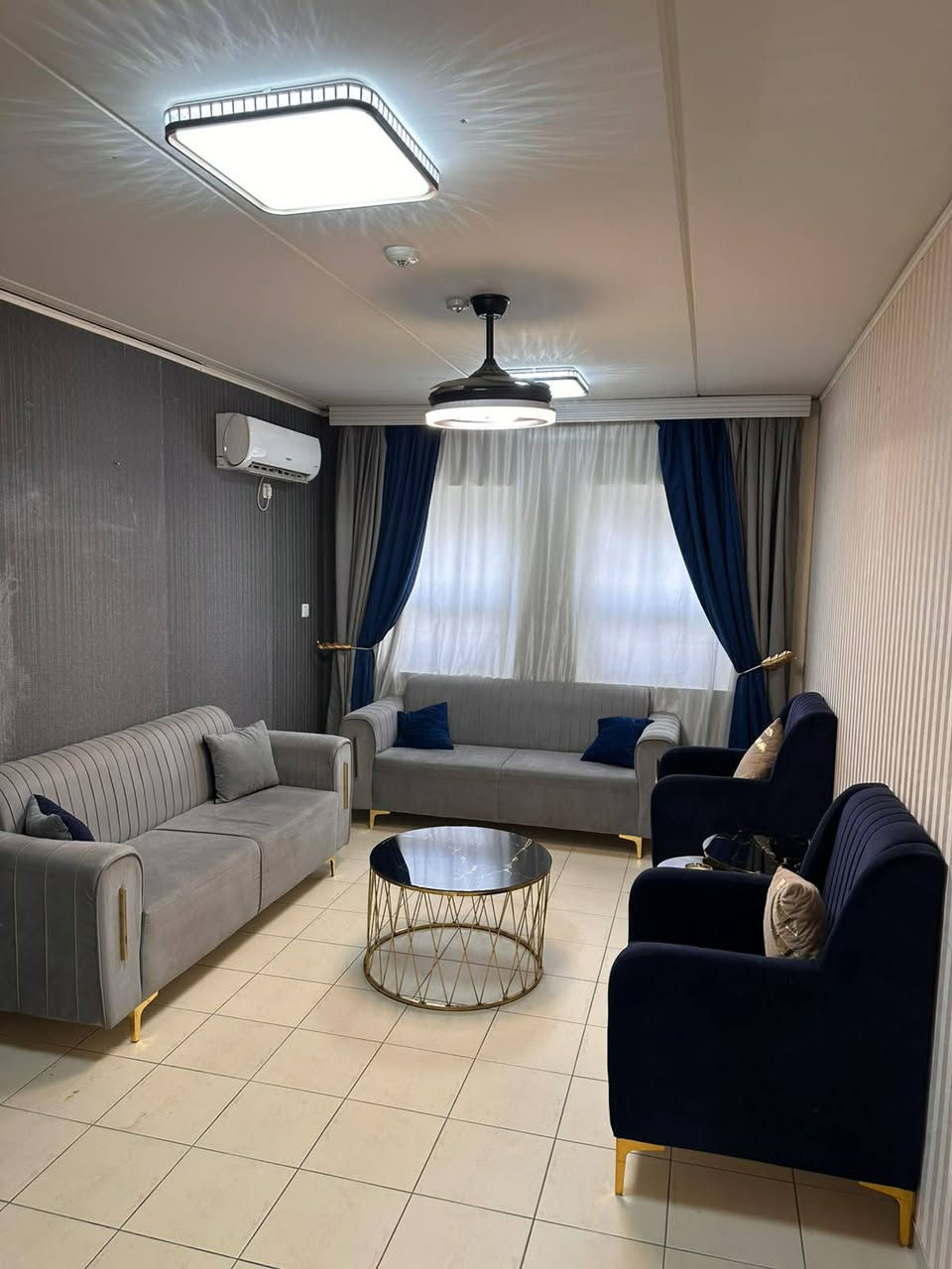 🏡 شقة للإيجار في بسماية

📍 الموقع: بسماية – بلوك 900
📐 المساحة: 100 م²
🏢 الطابق: السادس
🛋️ التأثيث: مؤثثة بالكامل، أثاث درجة أولى، جاهزة للسكن.

💰 الإيجار: 650 ألف دينار عراقي شهريًا.

✅ الشقة مصفّرة بالكامل من أجور الخدمات.

🚫 يرجى عدم اتصال المروجين أو الدلالين، والتواصل من الجادين فقط.

📞 للتواصل: ***********
