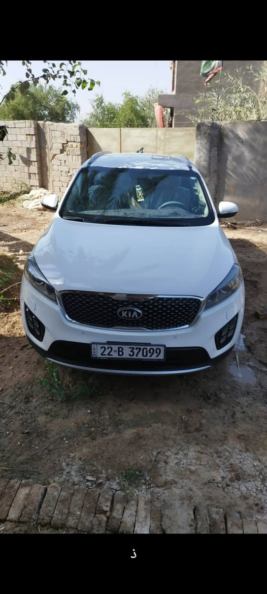 كيا سورنتو خليجي
رقم ربيل نكليزي 
موديل ٢٠١٨ شكل ال٢٠
لون ابيض 
 بكان السياره حله ابو غرق 
٦ سلندر ٧ راكب 
فوووووول مواصفات بدون فتحة 
بصمتين: تشغيل وتقفيل 
بردات خلفية اصلية 
الباب الخلفي كهرباء 
كامرة دوارة اصلية 
مري شفط مع القفل 
حساس امامي وخلفي 
شاشة كبيرة اندرويد 
نظام ايكو درايف 
كشنات جلد اصلي لونين 
كشنات ٢ كهرباء 
كامرة دوارة اصلية 
مري شفط مع القفل 
حساس امامي وخلفي 
تبريد ابيانو لمس 
تبريد ٣ قطع ثلج 
تحكم استيرن فول 
حاكية : ابلوتوث: اوكس 
كيجات السرعة زئبقية 
شاشة الدشبول الكترونية 
اضواء ترحيب بليدات 
جي: بي: اس خرائط طرق 
علامة سورنتو بلدوسة 
لد امامي وخلفي 
لايت زنون اصلي 
لايت لد٥ عدسات اسود 
مانع انزلاق وانحدار 
يدات نيكل اصلي 
اشاير بلمري 
ويل اكروم ١٩
تخم تاير جديد
ماشية ٩٠ الف اصلي 
كير ومكينة وصدر وحدادية وتبريد خير من اللة
بدون ضربة وتبديل واشخوط وبارد وصبغ عدى شخطين بسيطات مكفولة الباقي
سيارة نظيفة وجاهزة مابية اي نقص 
فديو موجود بلمنشور
السعر٢٤٠$***********
