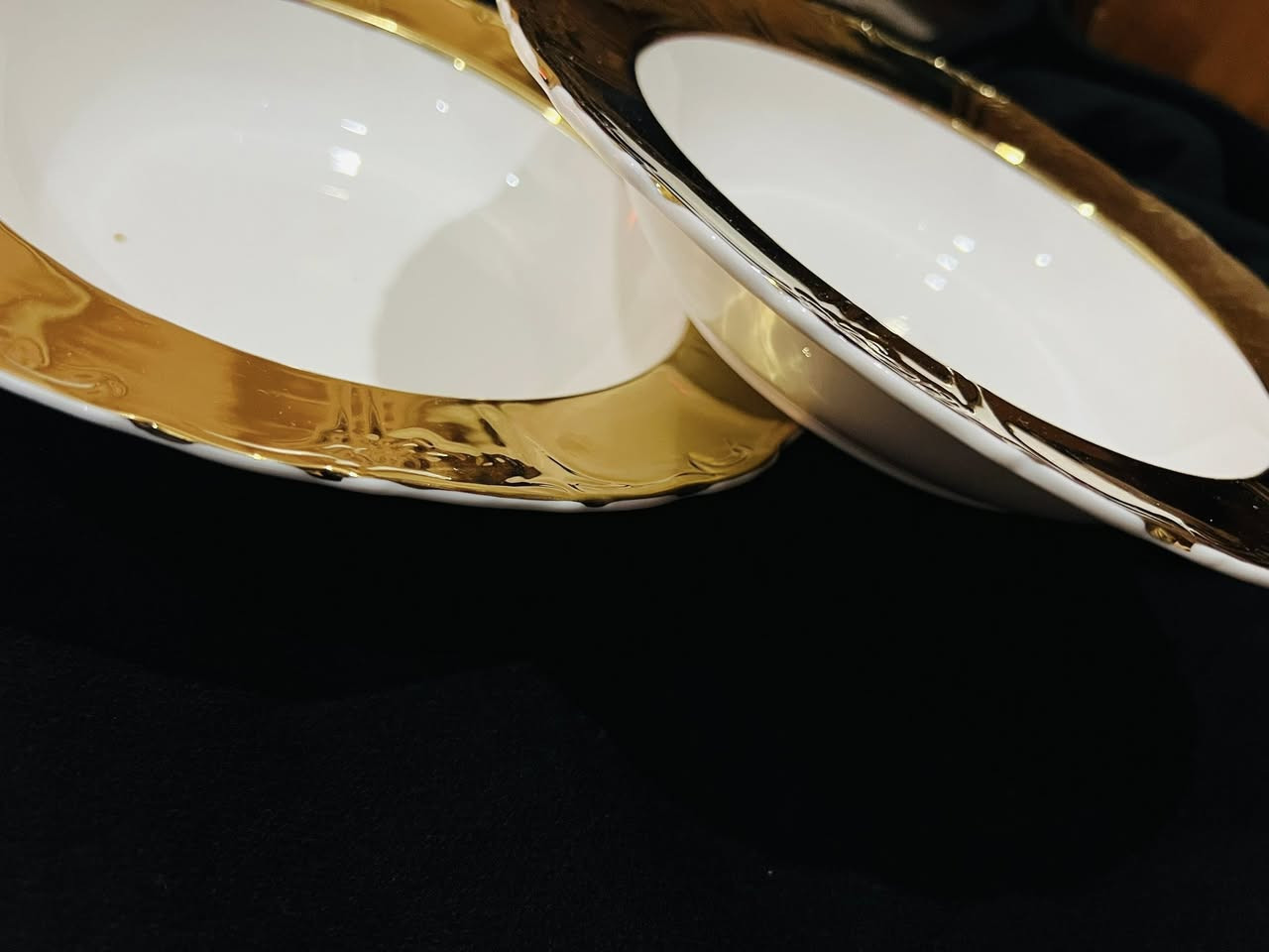 عدد ٣ قطع ماعين ذهبيات / سعرهن١٥ الف/ توصيل الف / بغديدا برطله كبرلي/ سهل نينوى🍜


**إذا كنت صاحب هذا الإعلان وتريد حذفه لأي سبب، رجاءا أرسل رسالة إلى الدعم الفني**