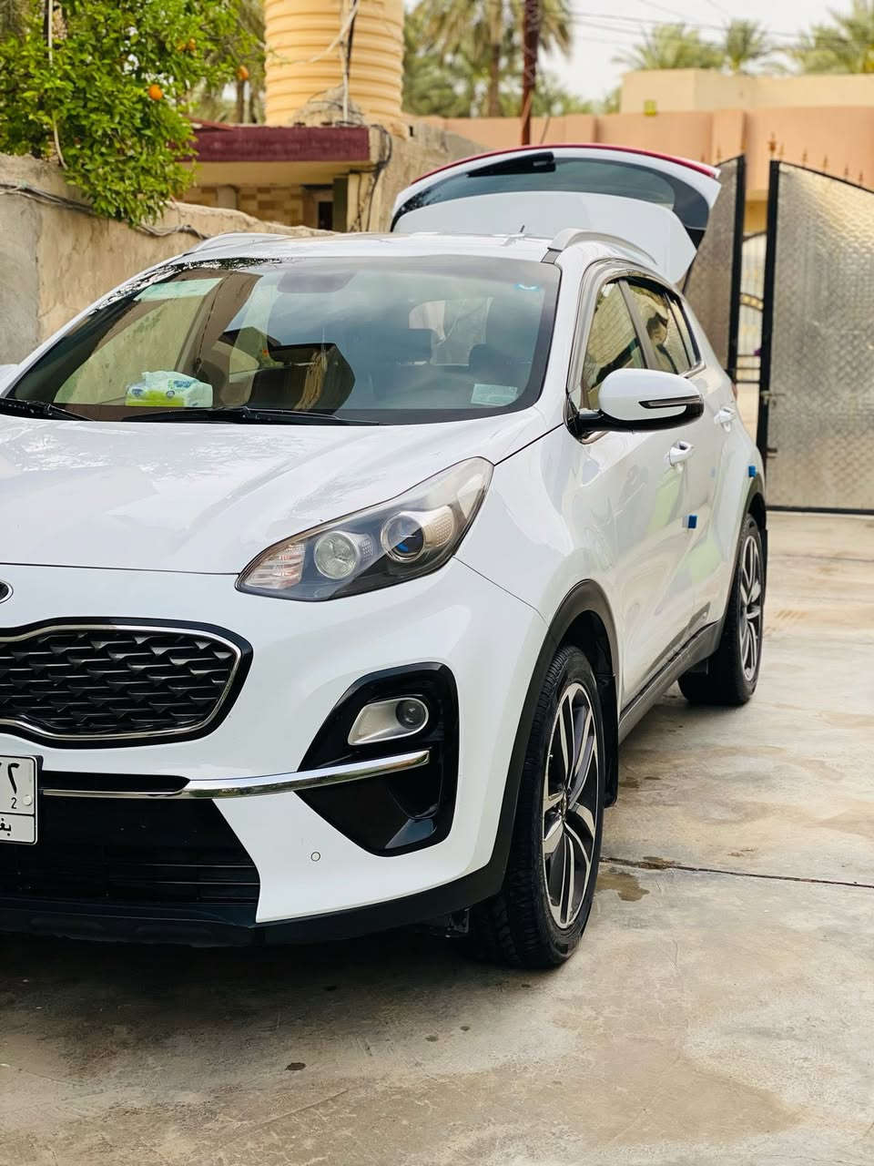 السلام عليكم
كيا سبورتج 2019
وارد خليجي ماشية72 الف
المواصفات:
🔸شاشة+كامرة خلفية
🔸حساسات خلفي وامامي
🔸تبريد قطعتين
🔸ثلاثة انظمة قيادة
🔸لد نهاري 
🔸مري شفط
🔸اشاير بل مري
🔸كشنات جلد 
🔸تحكم ستيرن 
🔸وسائد هوائية بالكشن 
محرك 2000 دوش
السيارة خير من الله 
كير ومحرك مكفولات 
السيارة كلين ماعدا بارد كلش قليل بل باب 
مكفولة من الصبغ
للاستفسار الاتصال/***********
