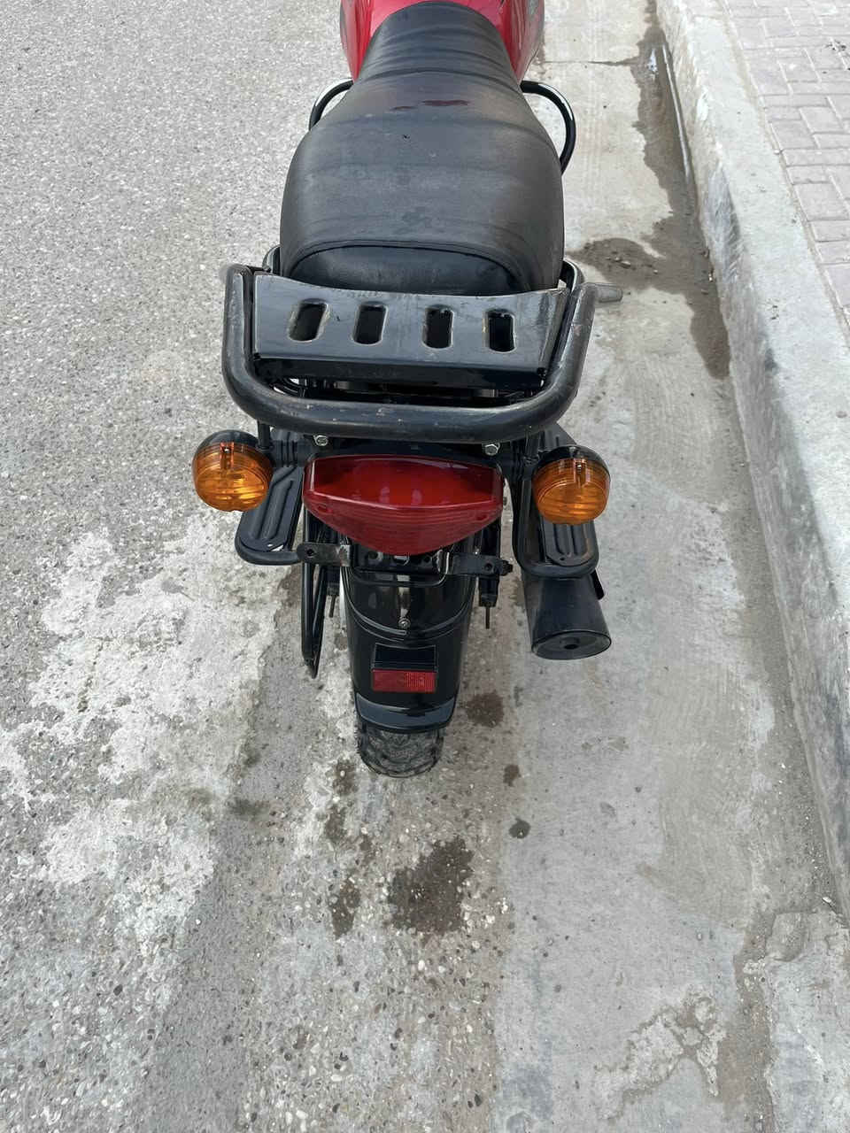 سلام عليكم شباب
بوكسر مديل 2022 

رقم نكليزي بسمي تحويل ثاني يوم 

سعر 1900 

دراجه كامله مكمله من كلشي 

مكاني مدينه الصدر 

رقمي ***********
