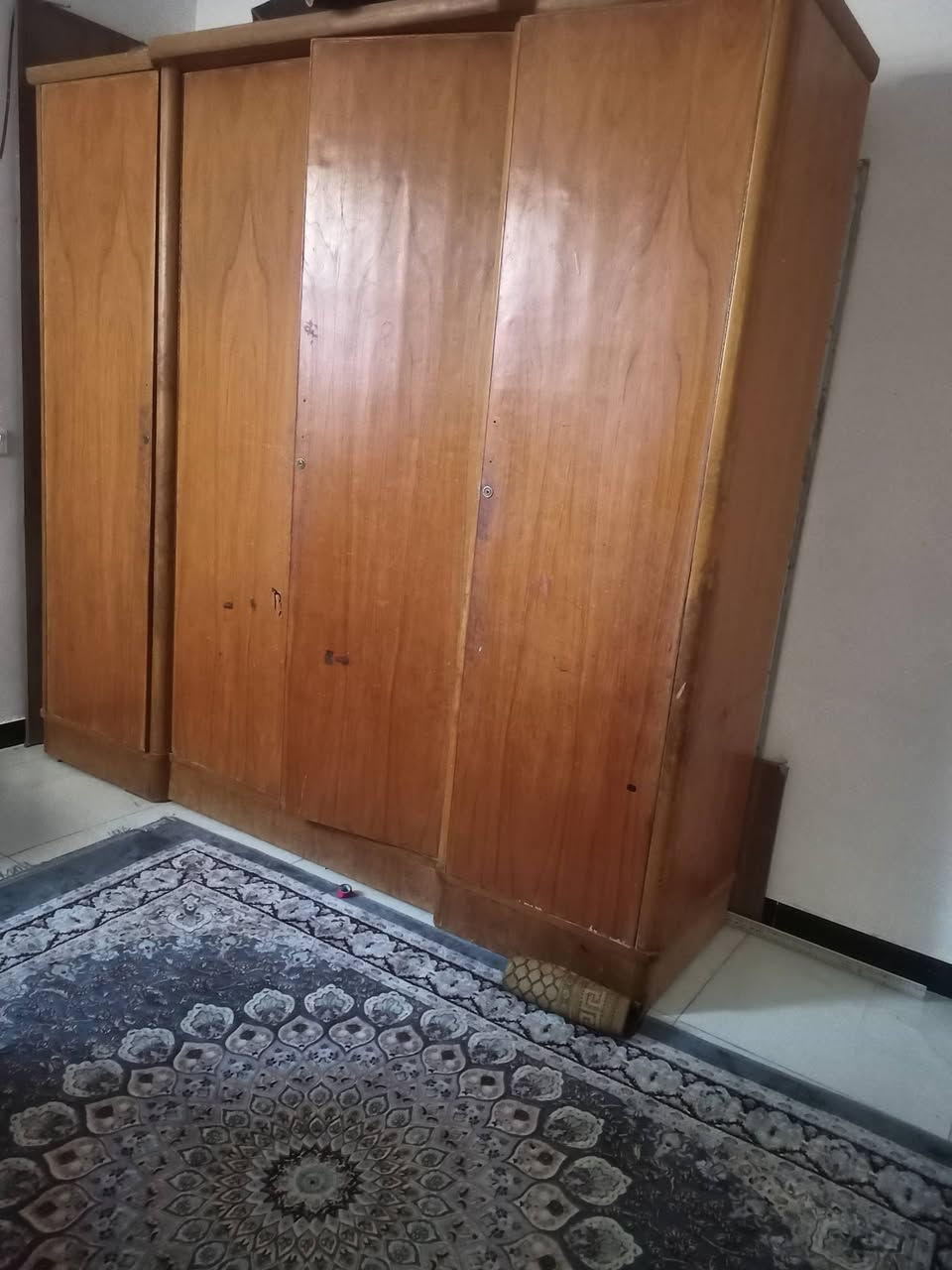 السلام عليكم صاج درجه اولى
كنتور اربع باب صاج درجه اولى وبوفيه اربع باب صاج درجه اولى اثنينهم 300 الف خاص مازنجر 
واتساب ***********
