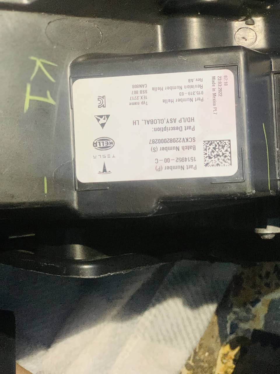 لايت تيسلا +بك لايت
سعر 300 دولار وبيهن مجال


**إذا كنت صاحب هذا الإعلان وتريد حذفه لأي سبب، رجاءا أرسل رسالة إلى الدعم الفني**