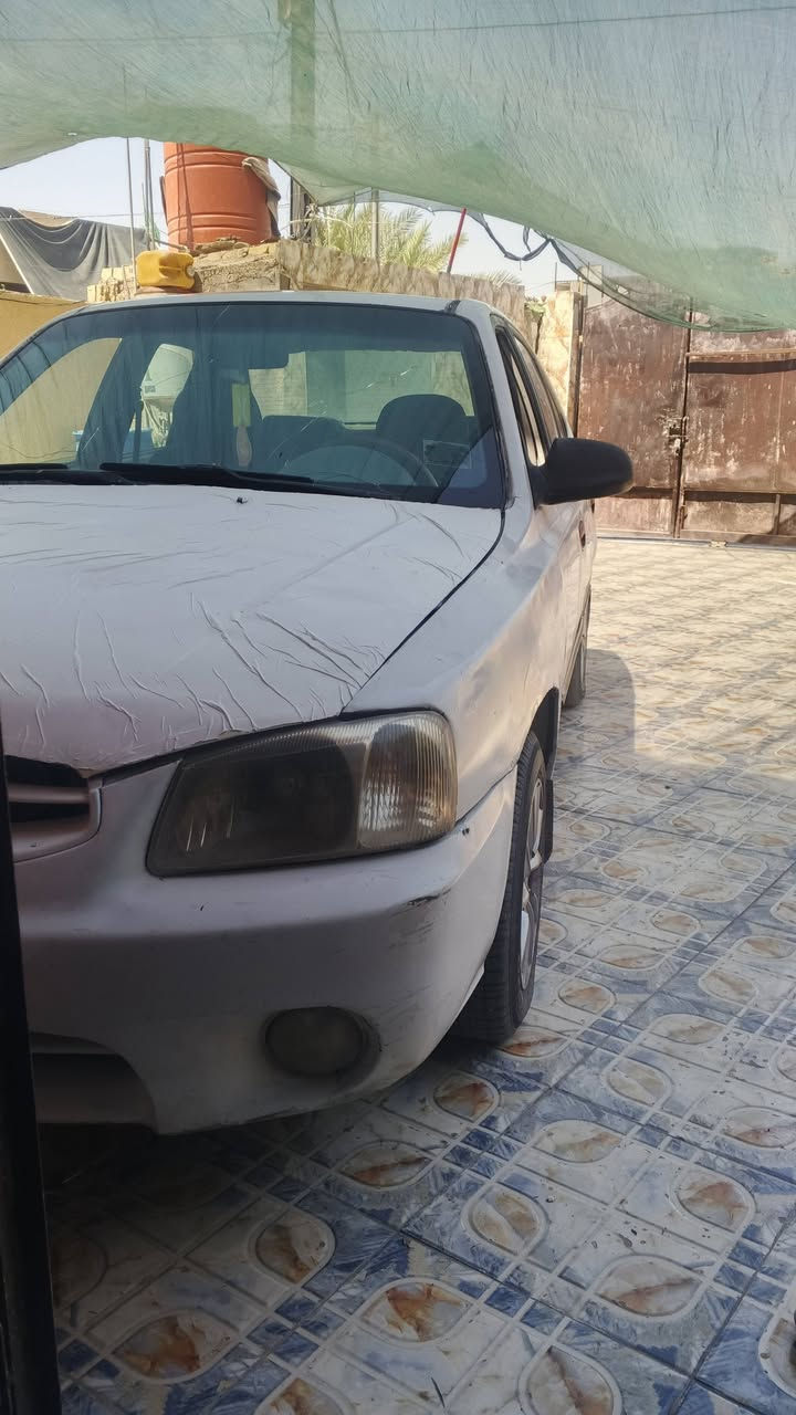 السلام عليكم البيع موديل 2000 محرك وكير وشوصي مكفولت تخم تير جديد بتري جديد السياره جهزه كهربية كله شغال تبريد فقط الكلج.ماله الكمبيسر يردله تبديل    مكاني بابل شرط التحويل السعر 33 وبيه مجال مامتوجد عله فيس *********** محرك نوزل
