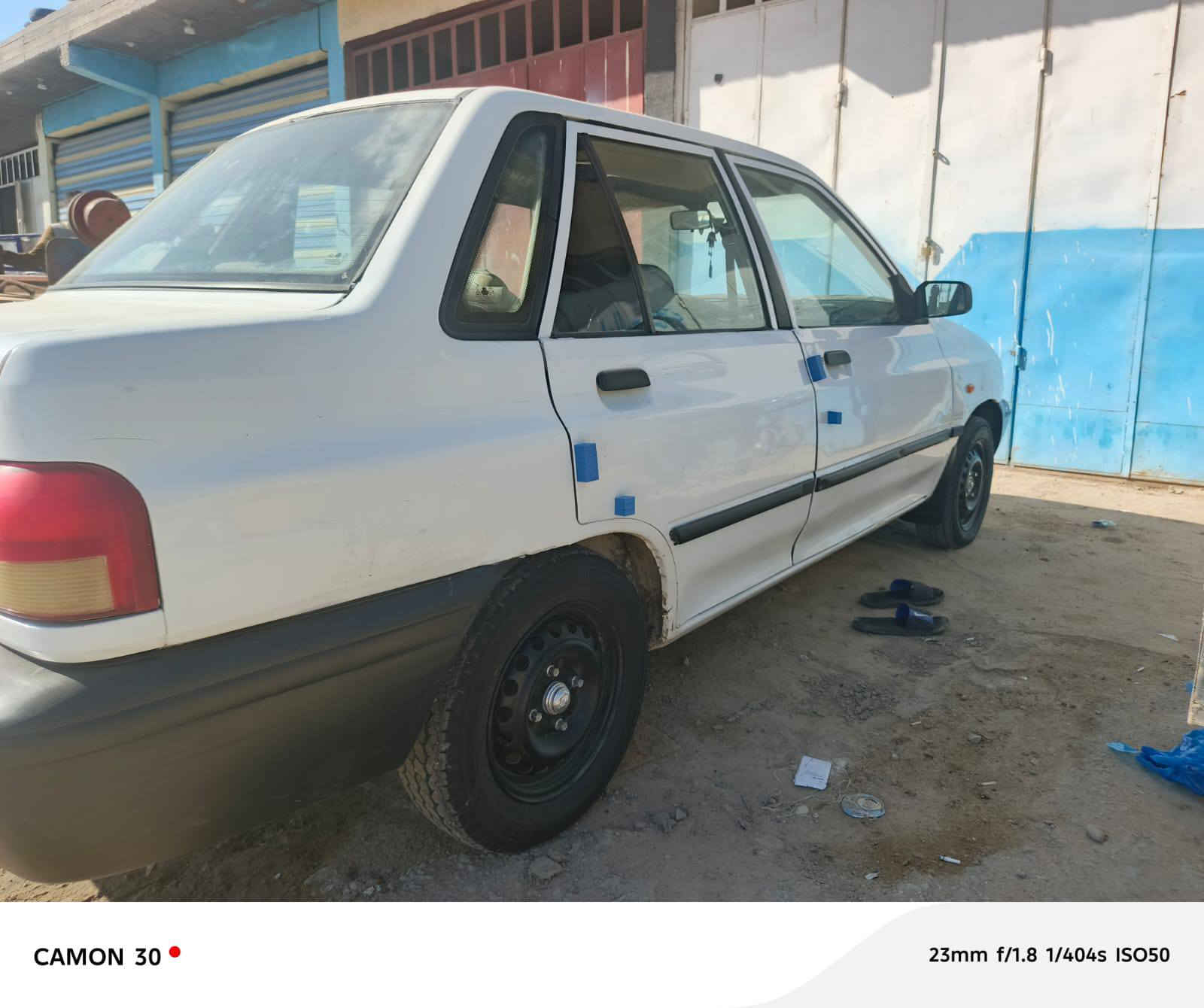 سلام عليكم شباب سايبه للبيع موديل 2011 كفاله عامه رقم انكليزي بسمي شواصي بلاديه سياره بلادي كله تخم تاير جديد سنويه جديد سياره مكفوله مداور ثاني يوم السعر 30 وبيه مجال شراي يتصل اني مكلف بنشر‏‪***********‬‏
