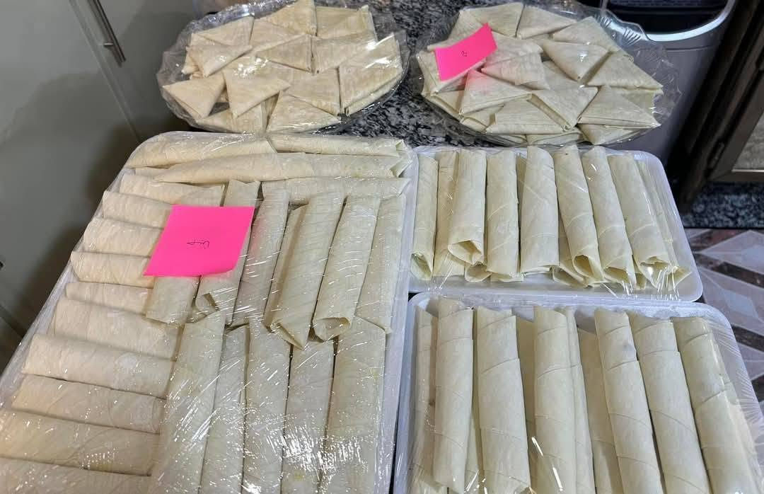 تعلن صفحة معجنات أنوار كربلاء عن استعدادها لتجهيز المجالس الحسينية والمواكب المباركة خلال شهر محرم الحرام، بأفضل المأكولات والمعجنات وبأسعار مناسبة، خدمةً للشعائر الحسينية.

📌 قائمة التجهيزات:

🔹 بيتزا: 50 قطعة = 25 ألف دينار.
🔹 لحم بعجين: 50 قطعة = 25 ألف دينار.
🔹 فطائر متنوعة: 50 قطعة = 25 ألف دينار.
🔹 كبة تشريب: 100 قطعة = 45 ألف دينار.
🔹 سمبوسة: 100 قطعة = 30 ألف دينار.
🔹 بورك: 100 قطعة = 30 ألف دينار.
🔹 كبة تمن: 100 قطعة = 30 ألف دينار.
🔹 كبة برغل (تكلا): 100 قطعة = 30 ألف دينار.
🔹 كباب عروك: 120 قطعة = 30 ألف دينار.

نسأل الله تعالى القبول والتوفيق للجميع، وأن يجعل خدمتكم لأبي عبد الله الحسين (عليه السلام) في ميزان حسناتكم.

معجنات أنوار كربلاء
جودة عالية وخدمة متميزة لتجهيز المجالس الحسينية والمواكب المباركة.@@


**إذا كنت صاحب هذا الإعلان وتريد حذفه لأي سبب، رجاءا أرسل رسالة إلى الدعم الفني**