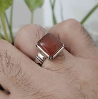 خاتم من حجر العقيق اليماني الطبيعي صياغه ثقيلة وجميلة فضه عيار ٩٢٥ يوج...