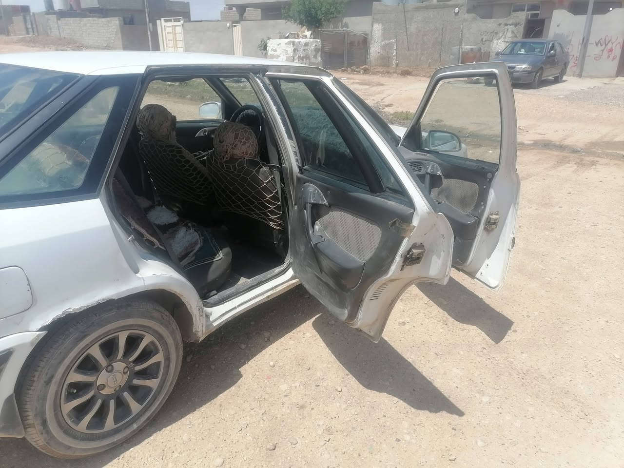 دايو اسبرو ١٩٩٤
السيارة قاصرين !
***********
***********

