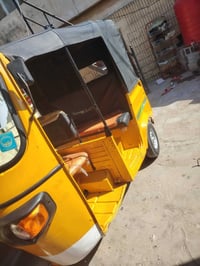 بياجو • موديل ٢٠ • أوراق باسمي