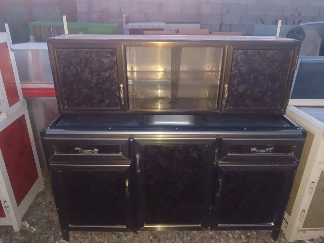 اغراض للبيع مكان بغداد  للاستفسار راسلو واتساب ***********
