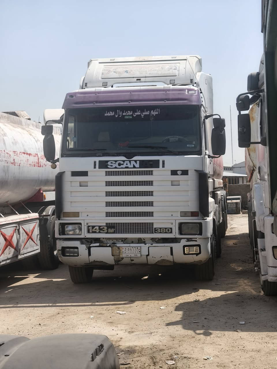 سكانيا 143   08صهريج رقم بغداد للبيع ***********
