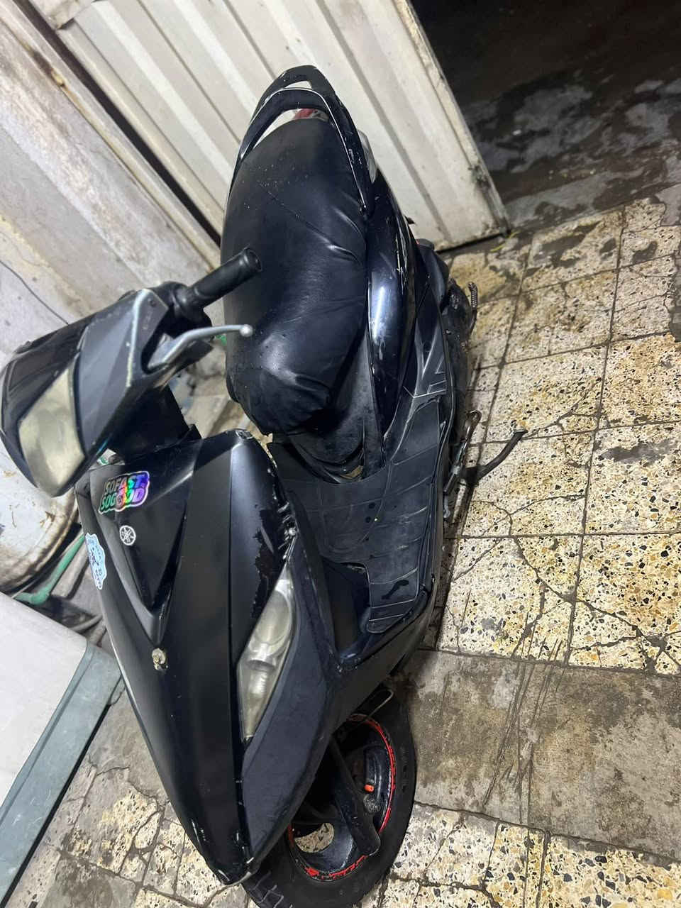 السلام عليكم دراجه ماكس ثعلب للبيع شغاله سلف هندر لايت زنون نقص اشاير فقط دراجه حلوه وكاعده وطلع وين ميعجبك تجي تكلب وبل عافيه عليك السعر 400 وبيها مجال للشراي تدللون 
***********
