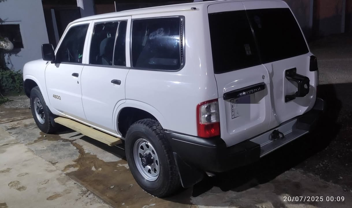 پاترۆڵ مۆدێل2002ناوسپی لۆک..
بێ بۆیاخ و لێدراوی نمونە لەجوانــی گێڕومەکینەو اکسل بەشەرت

ڕەقەم سلێمانی سەنەوی وڕەقەمی نوێیە 

تاقم تایەی لۆک تاقم پێش وکارەبای وتەبرید بەشەرت

بەرەدرگاو ناوەگاعی وتاقم کوشن وناوی لۆکە 

ساڵەنسای بیلاد ناودەری وەک خۆی ماوە،

شوێن چم چماڵ.ژ...م..***********یان***********
