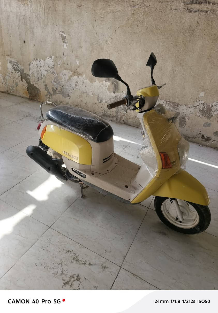 ماكس بوليسي صارلي 5 أشهر من نزلتها من رمبه داخل كريمي ليمونيه مكينه بلاديه فقط مبدل بيها السلف دراجه رمبه
السعر مطلوب بيها مليون50 ألف بيها مجال العنوان البصرة المعقل تواصل ع واتساب : ***********
