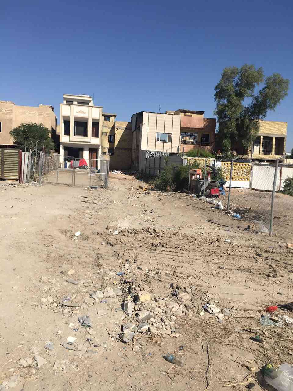 قطعة ارض للبيع 50متر 5&10موقع مميز على الشارع العام مع تشجير ملاصق حي الجهاد قرب الملعب المغلق وجامع علي ولي الله *********** واتساب
