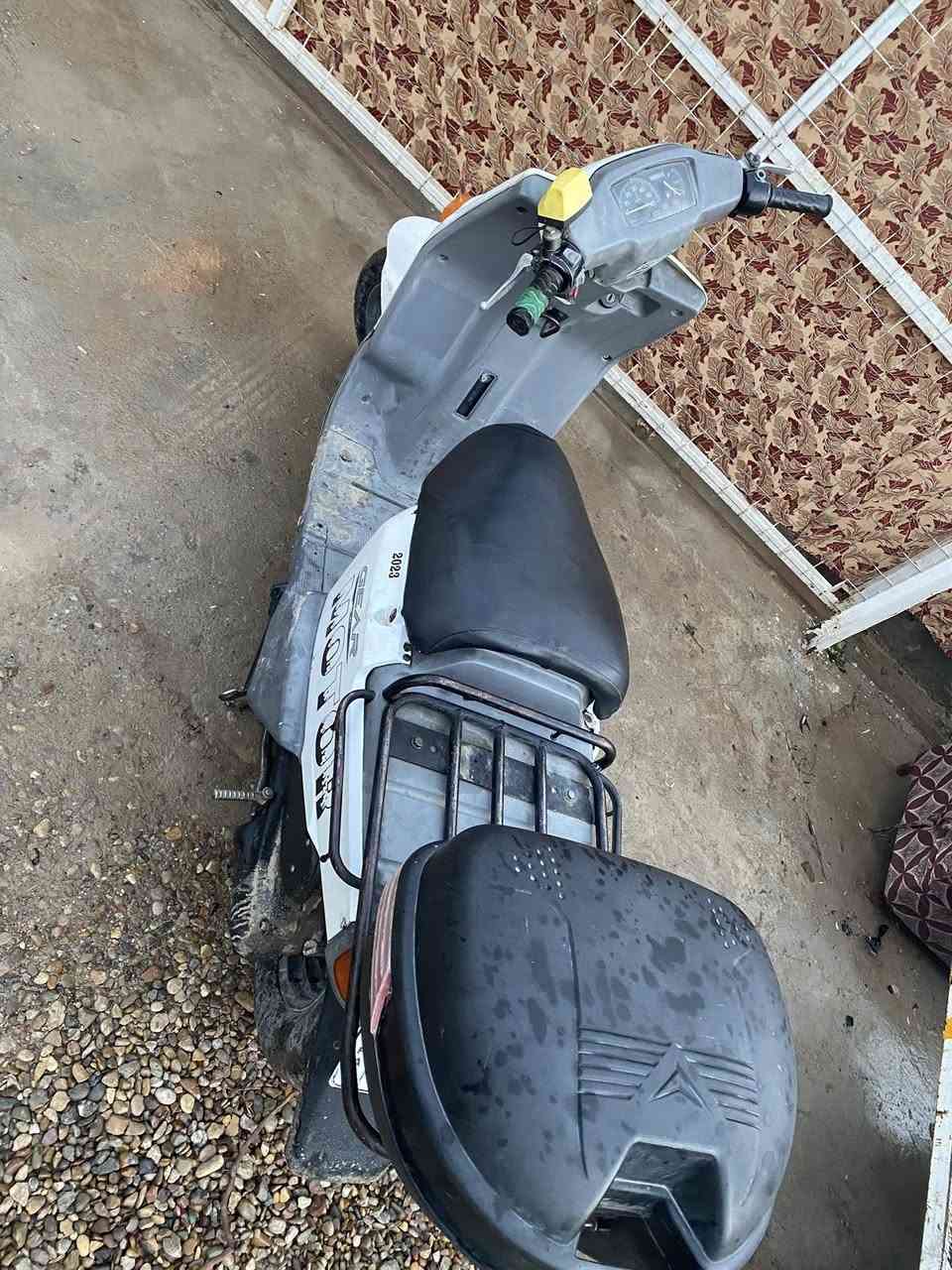 سلام عليكم دراجه بيكم ياباني النضافه كدامكم شغاله ما بيهة أي خلل نقص بس باتري تعبان ما يشغل سلف لئن ضعيف المهم كدامكم كل التفاصيل السعر 275 بيهة مجال بسيط مكاني المقداديه التواصل ***********  واتساب موجود
