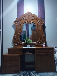 ميز تواليت • نضيف • البصرة القبله