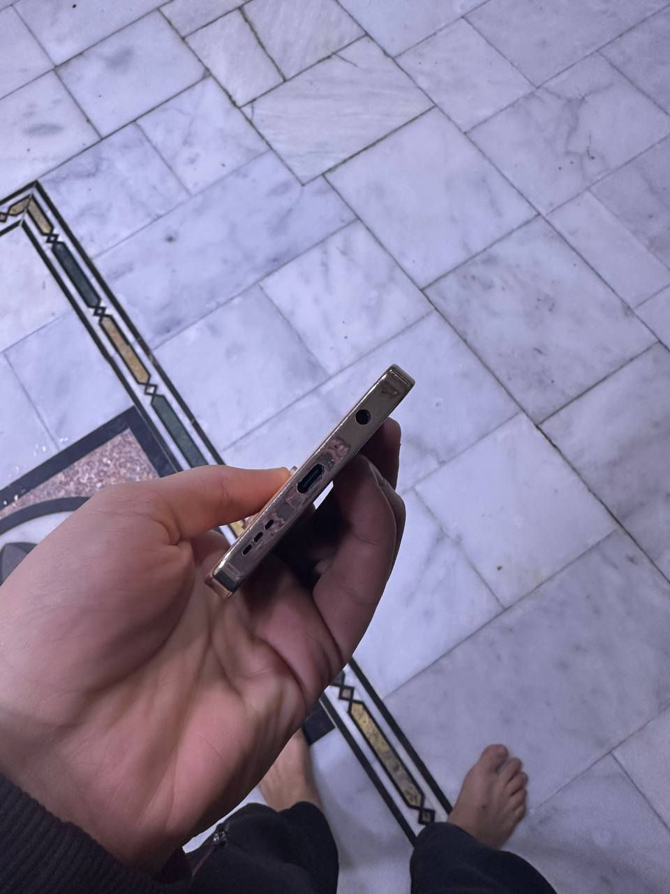 ‎Infinix Zero 20
معالج MediaTek Helio G99 ثماني النواة (6 نانومتر). �

ذاكره 256

نوعها AMOLED بدقة FHD+ (1080×2400). �
معدل تحديث 90 Hz لتجربة أسلس عند التمرير. �
لبيع او مراوس حسب قناعه جهاز نضيف وما داخل تصليح


**إذا كنت صاحب هذا الإعلان وتريد حذفه لأي سبب، رجاءا أرسل رسالة إلى الدعم الفني**