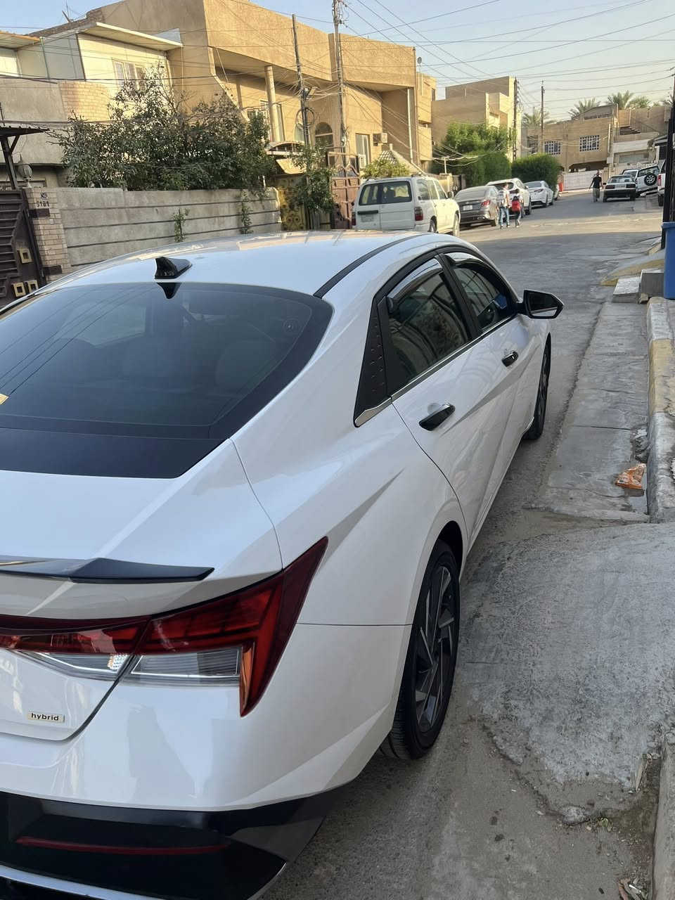 النترا 2024 
رقم بغداد محرك HEV1600
هايبرد . صدفي
السياره بارد بل بنيد فقط 
أربعة سلندر كاميرا خلفية دوارة 
 شاشة كبيرة  ( جي بي اس ) ماشيه 12 الف ميل
لايت زنون

Android auto & Apple car play
منافذ USB أمامي خلفي سستم صوت متكامل (bose) تحكم ستيرن جهتينبصمة باب لمس + بصمة تشغيل عن بعد رادار  أمامي ( توكف من وحده اذا شي كدامه ) 
كشنات  جلد &تبريد وتدفئة الأمامية أشارة بالمريا الجانبي صندوق ذكي يفتح عند الأقتراب 
ويل كب رياضي شاحن لاسلكي أوتو هولدسايد بريك بصمة ثلاث أنظمة قيادةحساس امامي خلفي
تبريد بيانونظام خروج الآمن عند فتح الأبواب لتفادي مرور السيارات قرب الأبواب الجانبية 

25-نظام محافظة على المسار -كشنات جلد لون مميزفتحة سقف أوتو بريك عند الرجوع إلى الخلف في حال وجود سيارة أو شخص  دمام امامي خلفي
اكشانه تدفئه وتبريد كشن سائق كهرباء + خزن ميموري وبيها بعد كومة مواصفات آخرى  

الرقم :بغداد الدولي الجديد سياره بأسمي تحويل ثاني يوم
العنوان  بغداد 
السعر 185
للأستفسار تلفون أو واتساب ***********
