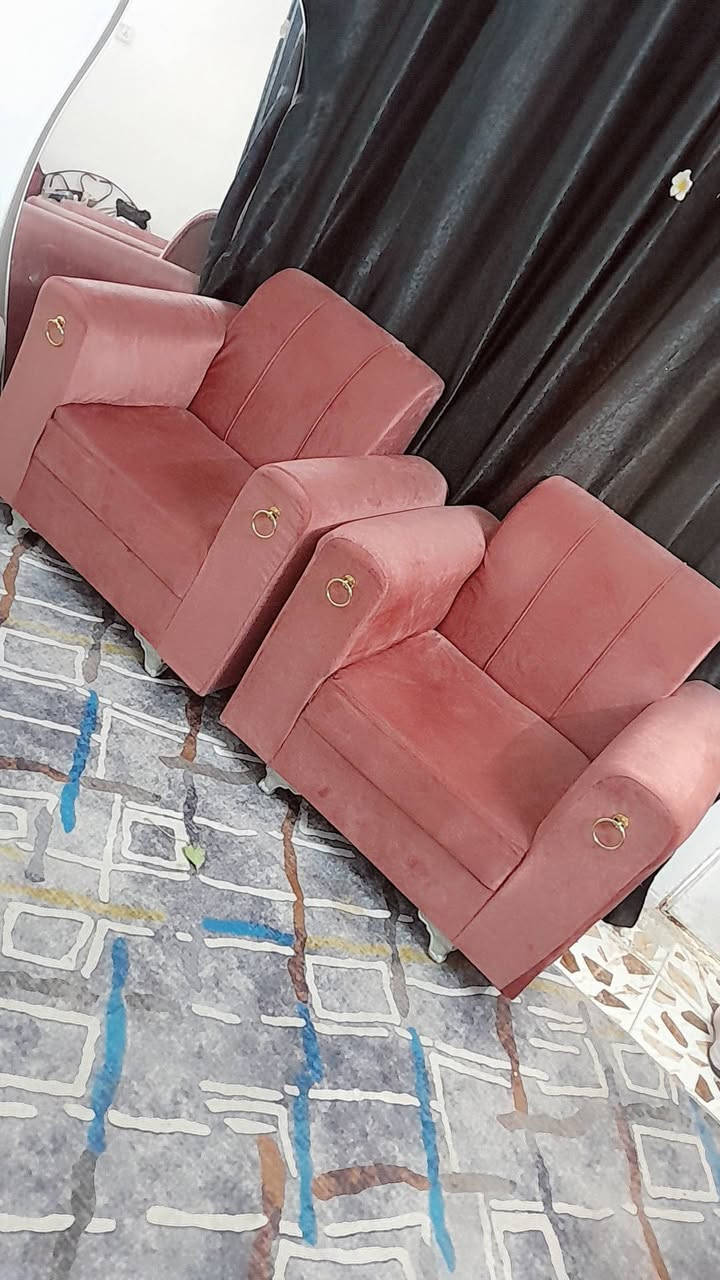 هذا التخم ٧ مقاعد رايدتة ب ٢٠٠


**إذا كنت صاحب هذا الإعلان وتريد حذفه لأي سبب، رجاءا أرسل رسالة إلى الدعم الفني**