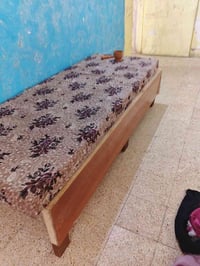 للبيع اغراض • كاونتر قطعتين • صحن انترنت